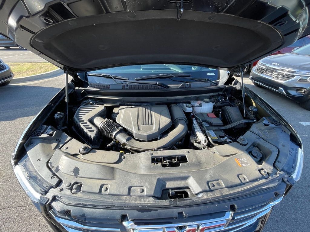 2024 GMC Acadia Elevation