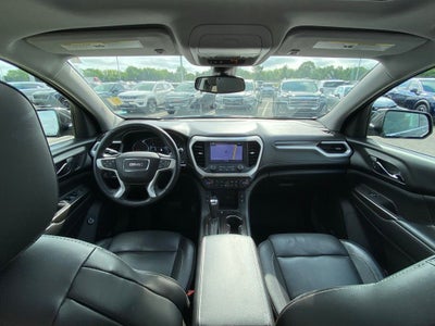 2017 GMC Acadia SLT-2 MOONROOF / REAR DVD ENTERTAINMENT