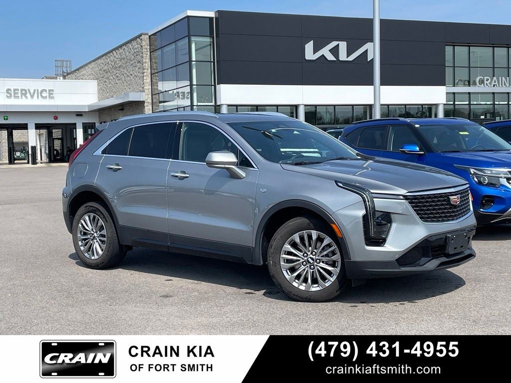 2024 Cadillac XT4 Premium Luxury NAV / LEATHER / REMOTE START