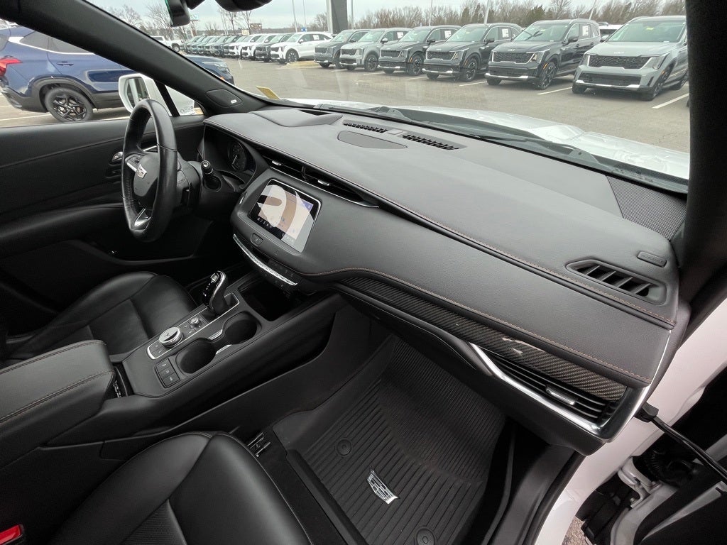 2020 Cadillac XT4 Sport AWD / LEATHER / HEATED SEATS