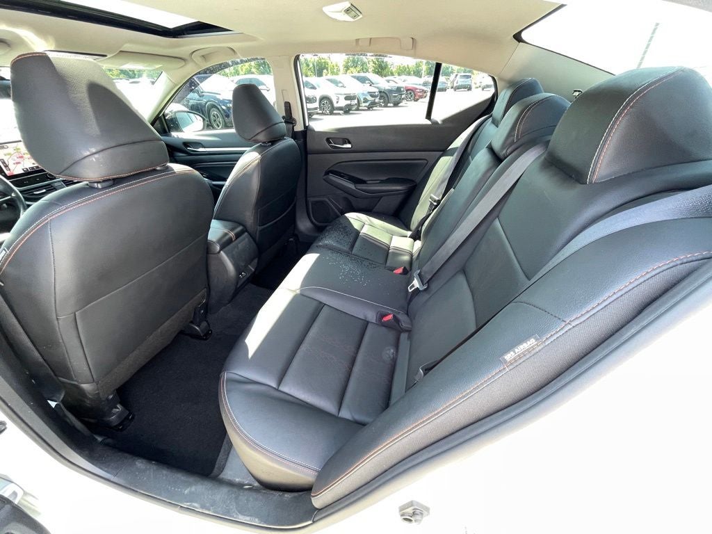 2023 Nissan Altima 2.5 SR MOONROOF / HEATED SEATS