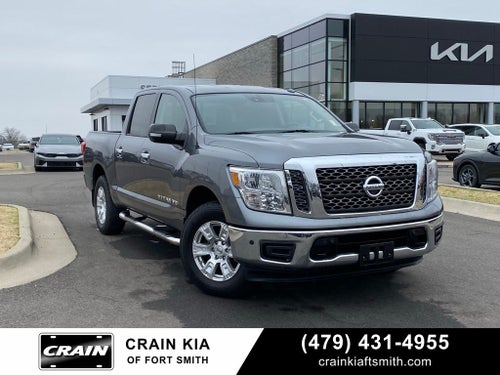 2018 Nissan Titan SV 4X4 / NAV / HEATED SEATS