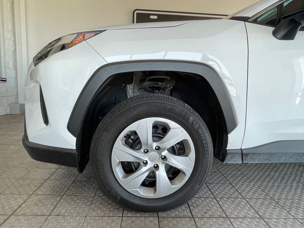 2023 Toyota RAV4 LE CLEAN CARFAX