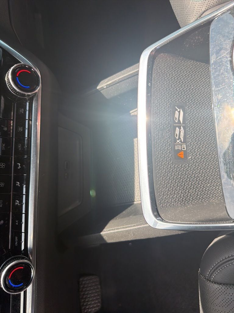 2026 Chevrolet Equinox LT ONE OWNER / HEATED SEATS