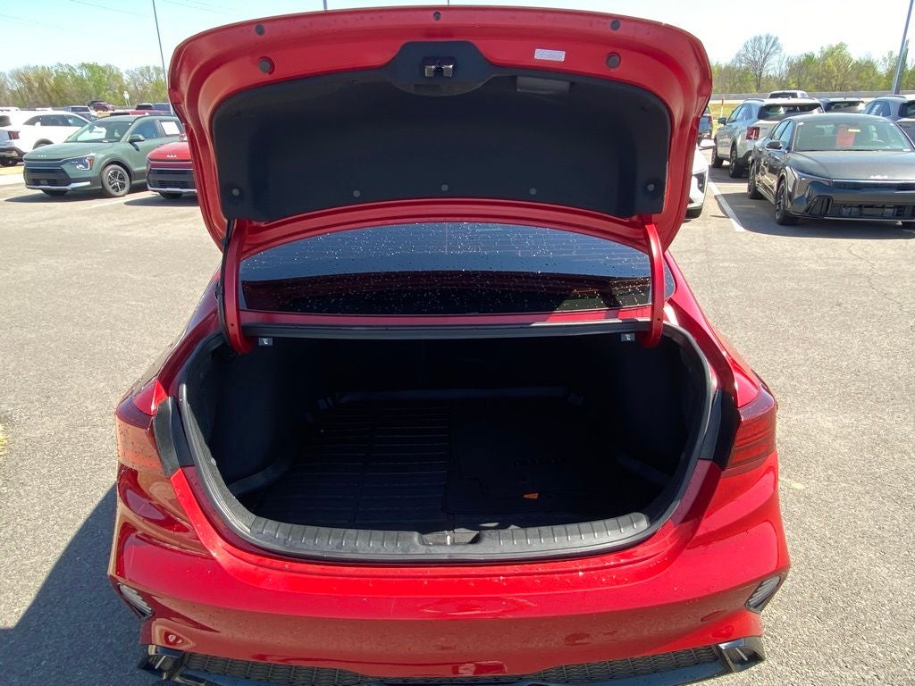 2024 Kia Forte GT-Line SUNROOF / HEATED SEATS / NAV