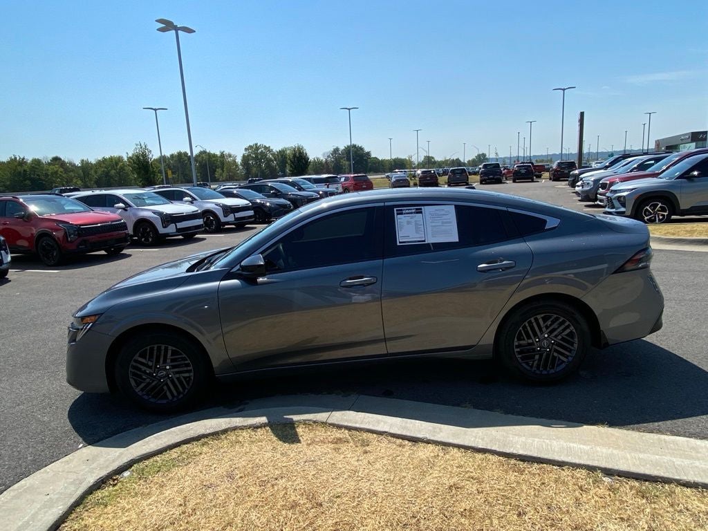 2026 Nissan Sentra SV ONE OWNER / CARPLAY
