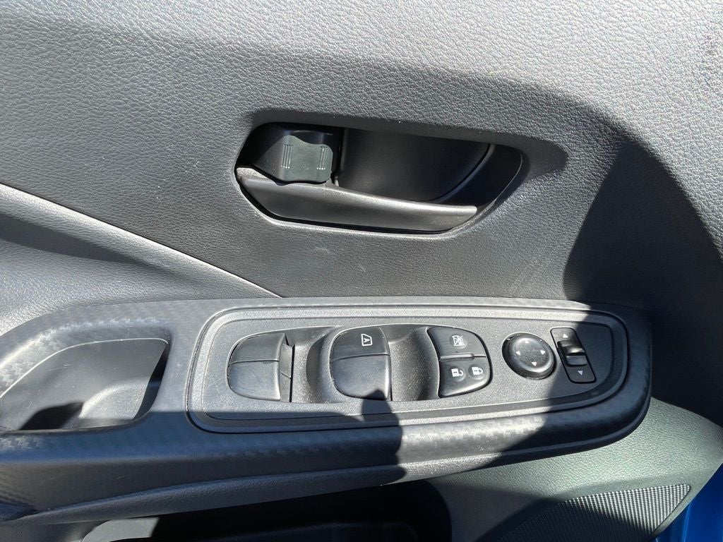 2024 Nissan Versa 1.6 S ONE OWNER / S PLUS PACKAGE