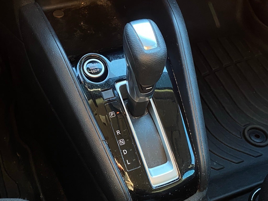 2020 Nissan Kicks S CLEAN CARFAX / LOW PAYMENTS