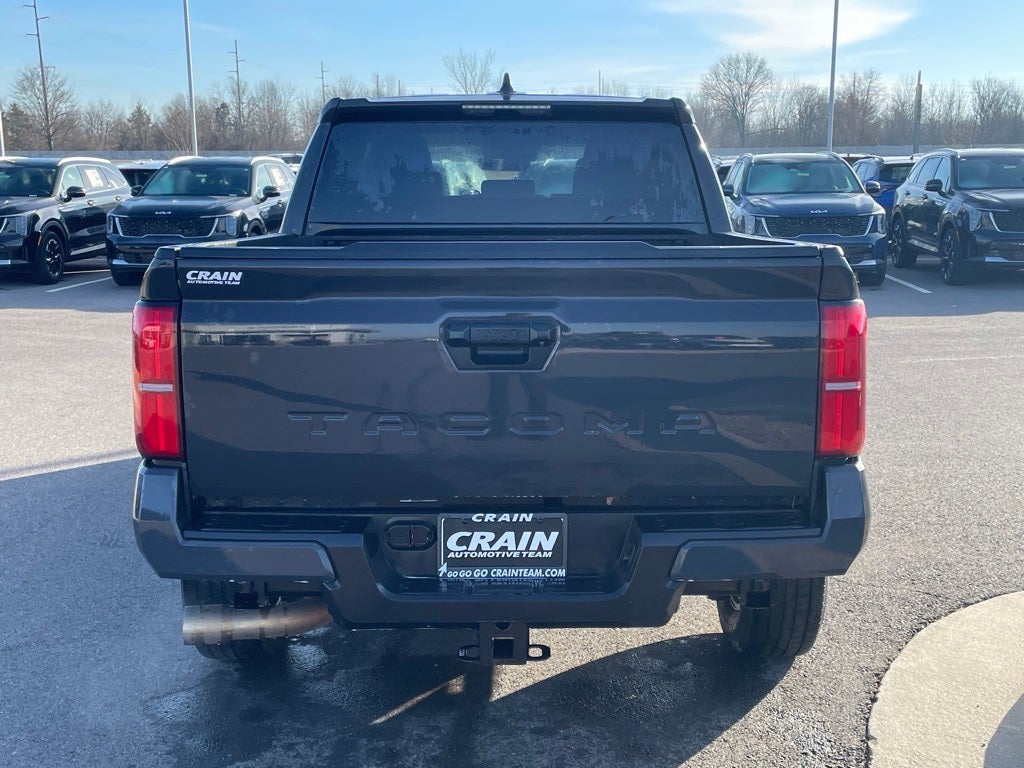 2024 Toyota Tacoma SR5 RWD / ONE OWNER / CLEAN CARFAX