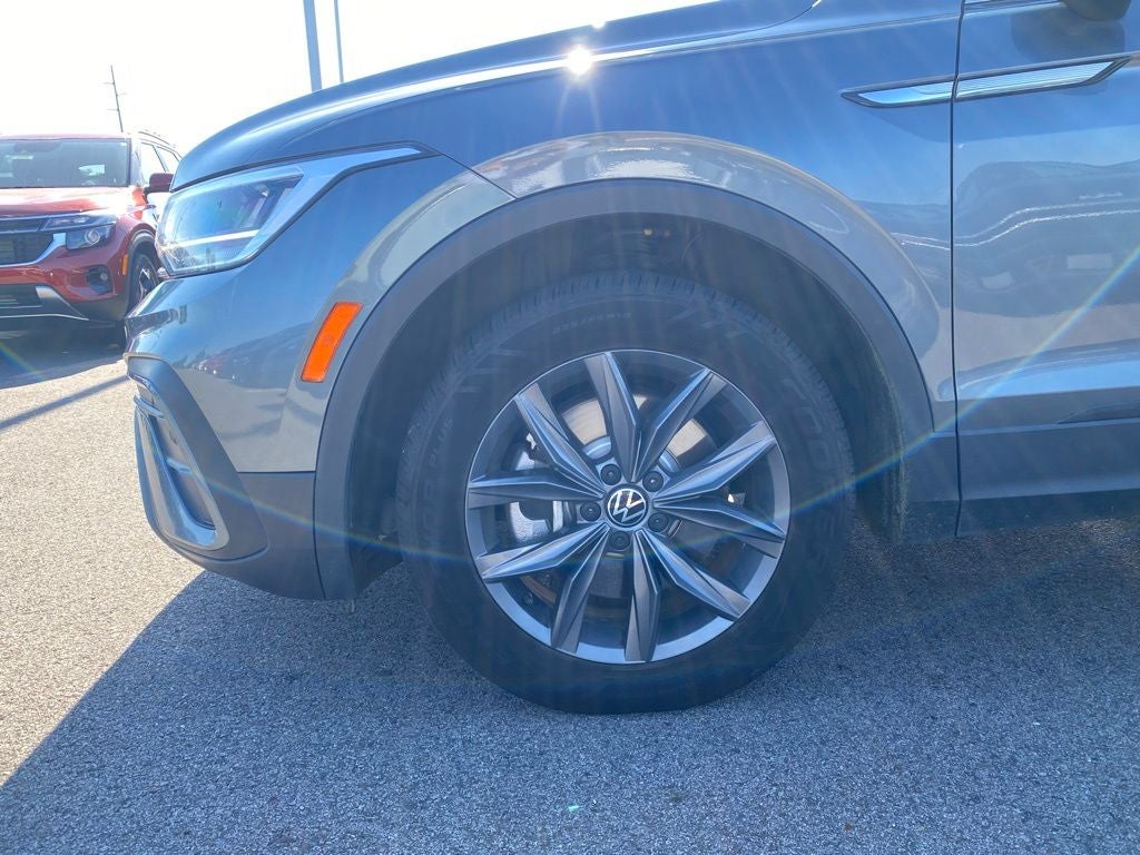 2022 Volkswagen Tiguan 2.0T SE MOONROOF