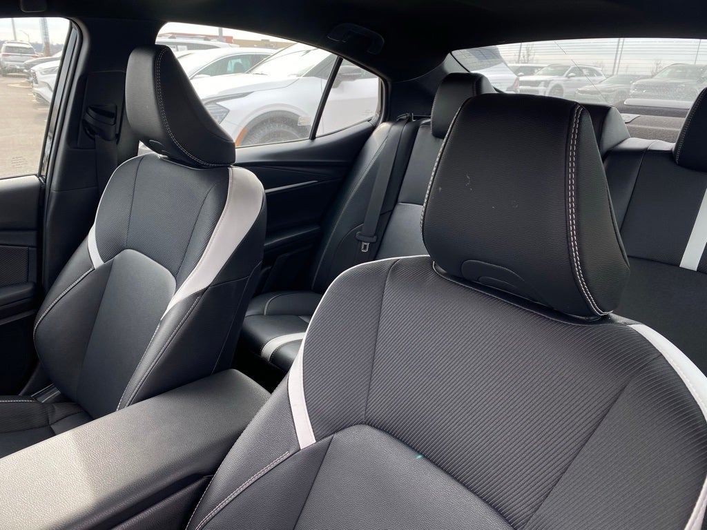 2025 Toyota Camry SE LEATHER / POWER SEAT