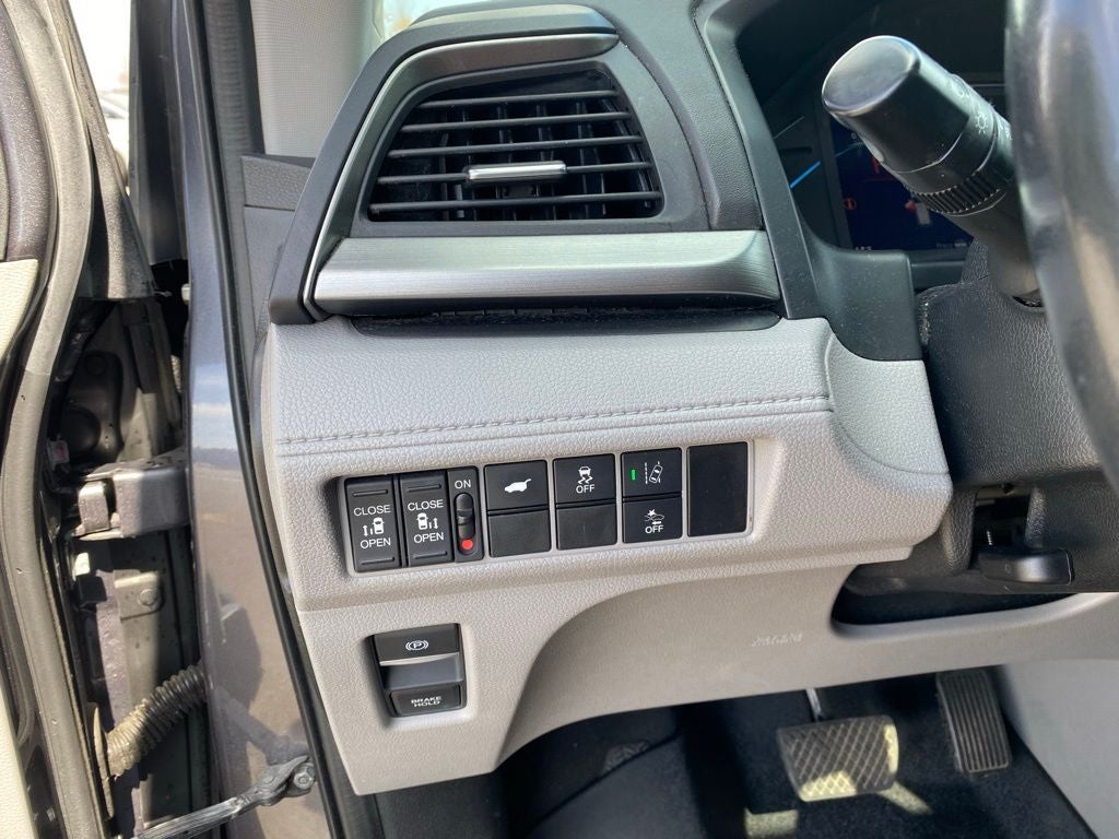 2020 Honda Odyssey EX-L LEATHER / POWER DOORS / ENTERTAINMENT