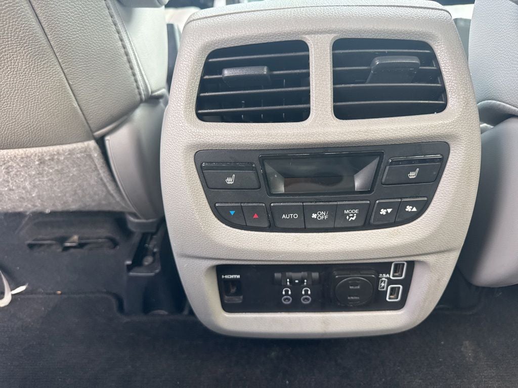 2021 Honda Pilot Touring 7 Passenger