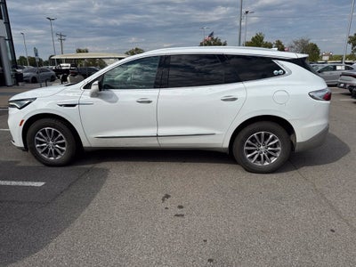 2022 Buick Enclave Essence