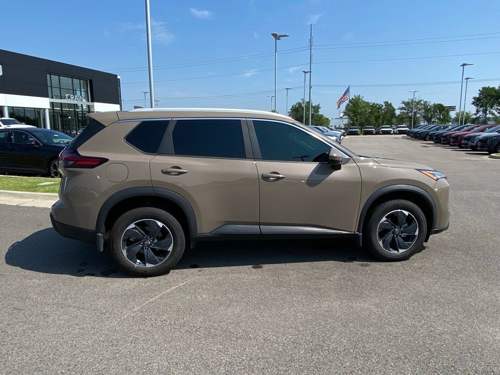 2024 Nissan Rogue SV MOONROOF / AWD / HEATED SEATS