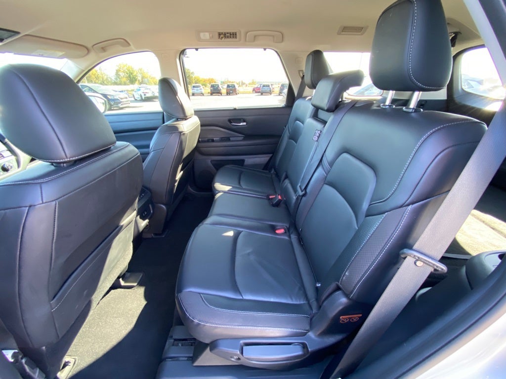 2022 Nissan Pathfinder SL 3RD ROW / HEATED SEATS / NAV