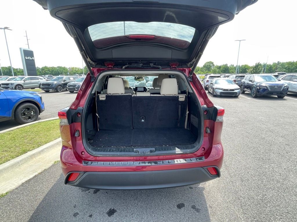 2023 Toyota Highlander Hybrid XLE