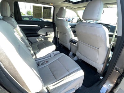2016 Toyota Highlander XLE V6