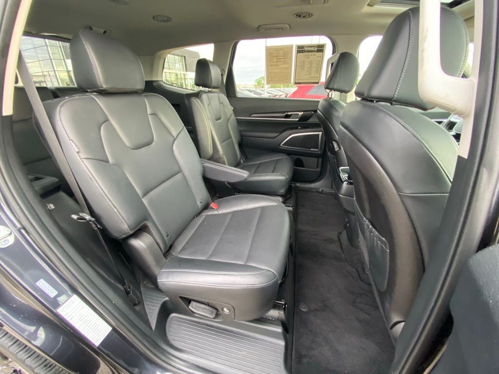 2025 Kia Telluride S AWD / LEATHER / HEATED SEATS