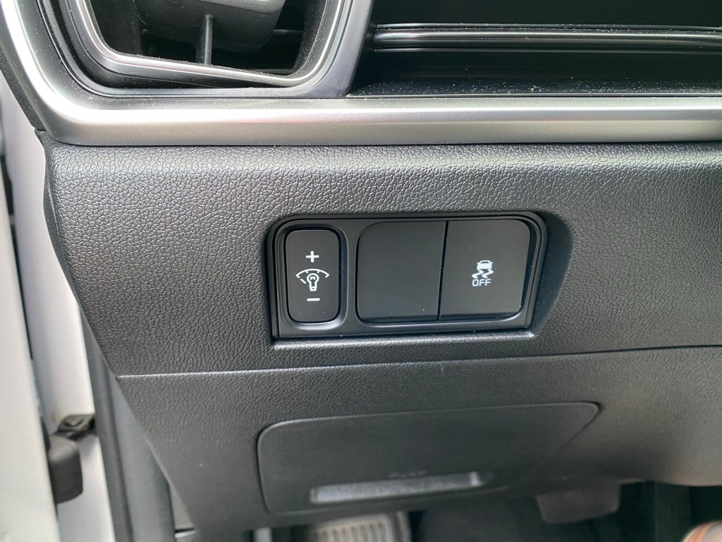 2024 Kia Sorento S AWD / HEATED SEATS