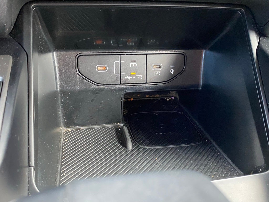 2024 Kia Sorento S AWD / HEATED SEATS