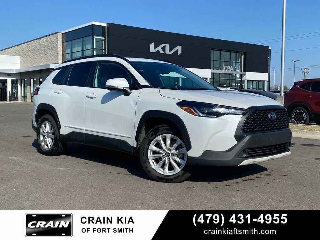 2022 Toyota Corolla Cross LE