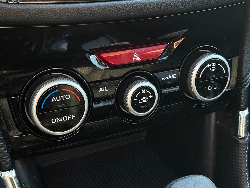 2024 Subaru Forester Premium MOONROOF / HEATED SEATS / AWD