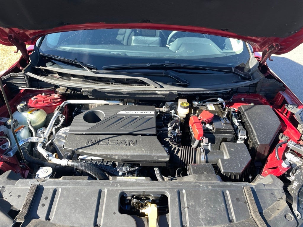 2025 Nissan Rogue SV AWD / ONE OWNER / POWER DRIVERS SEAT