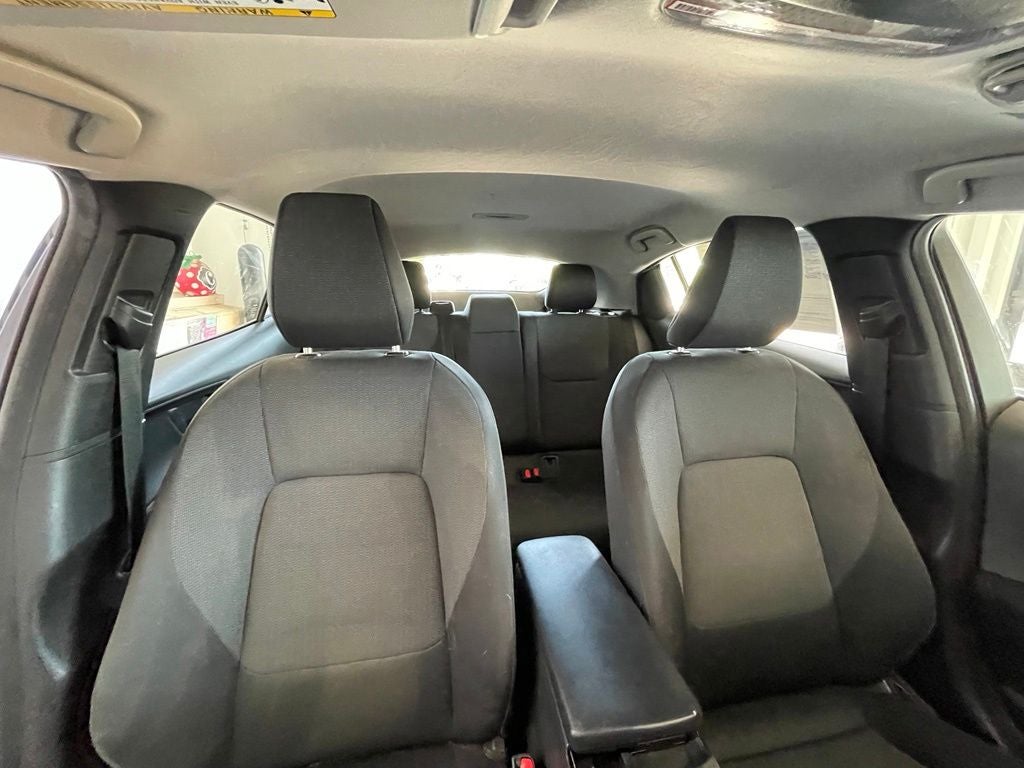 2023 Toyota Prius LE