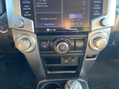 2022 Toyota 4Runner SR5 4X4 / CLEAN CARFAX