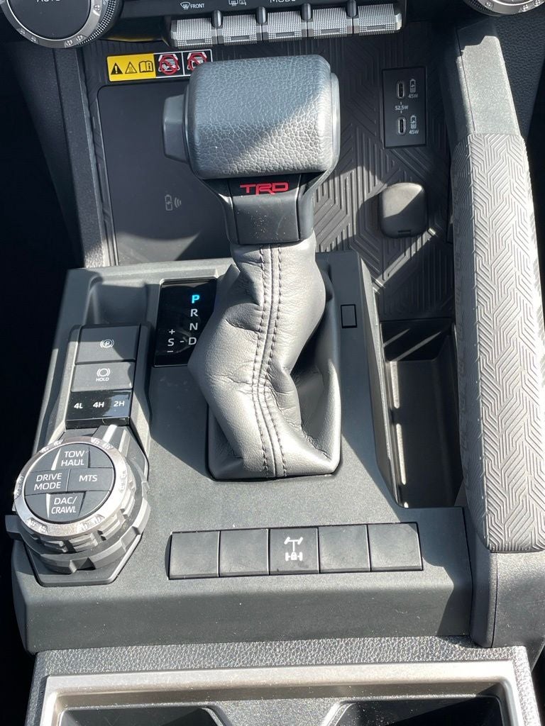 2025 Toyota 4Runner i-FORCE MAX Hybrid TRD Off Road / ONE OWNER / 4X4
