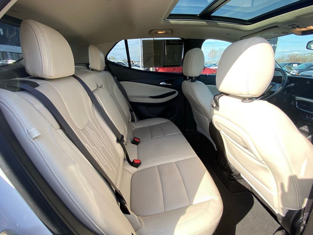 2024 Buick Encore GX Avenir MOONROOF / BOSE AUDIO / HEATED SEATS