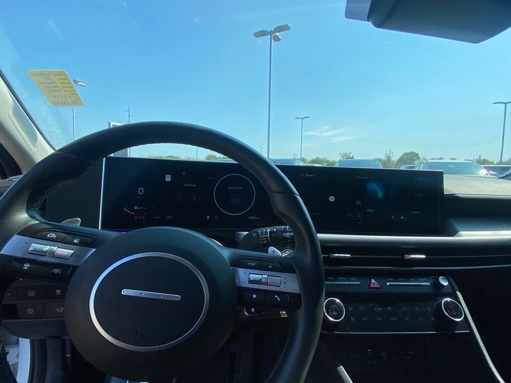 2025 Hyundai SONATA HYBRID Limited MOONROOF / NAV / ONE OWNER / HEATED SEATS
