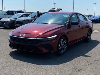 2025 Hyundai ELANTRA SEL Sport CLEAN CARFAX / ONE OWNER