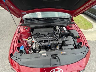 2024 Hyundai ELANTRA Limited NAV / CLEAN CARFAX