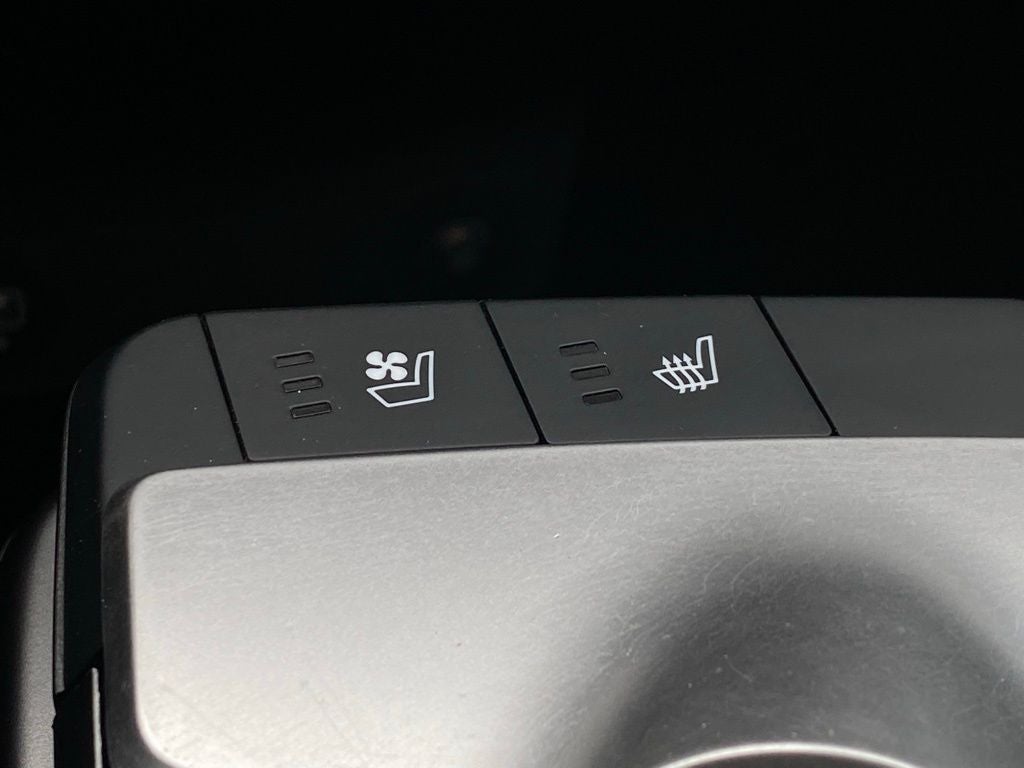 2023 Kia EV6 Wind EV / NAV / ONE OWNER