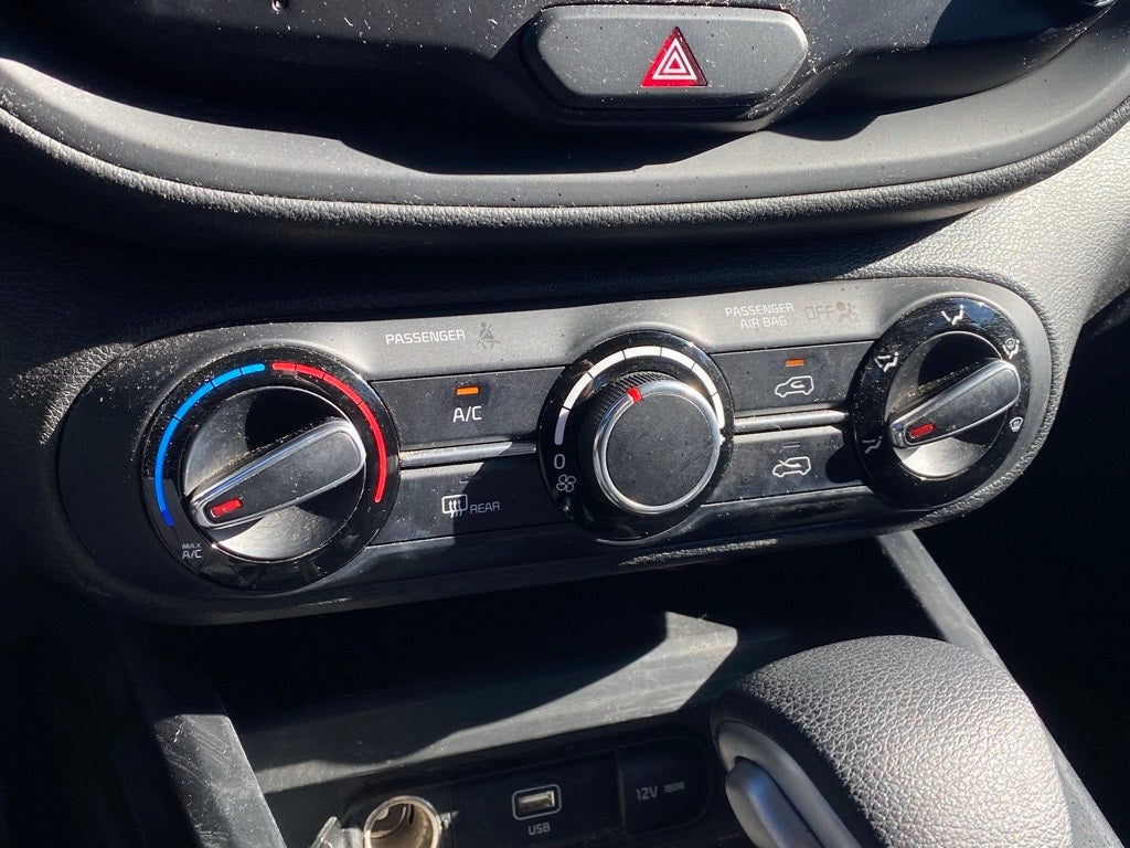 2023 Kia Soul LX CPO / ONE OWNER