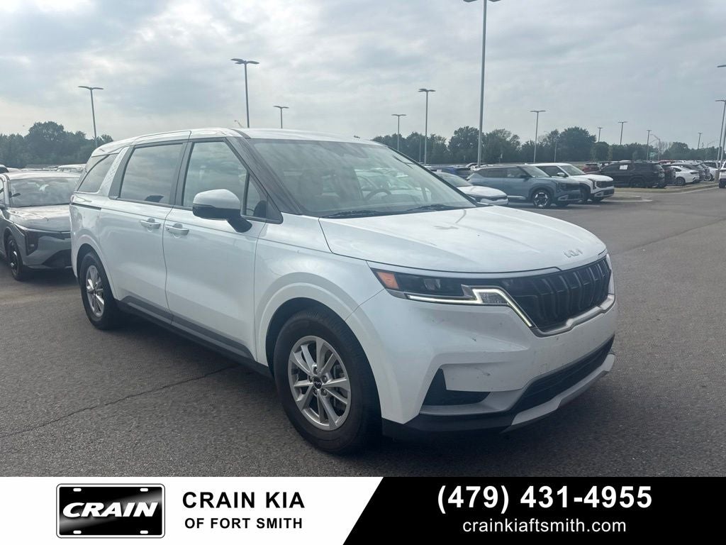 2024 Kia Carnival LX
