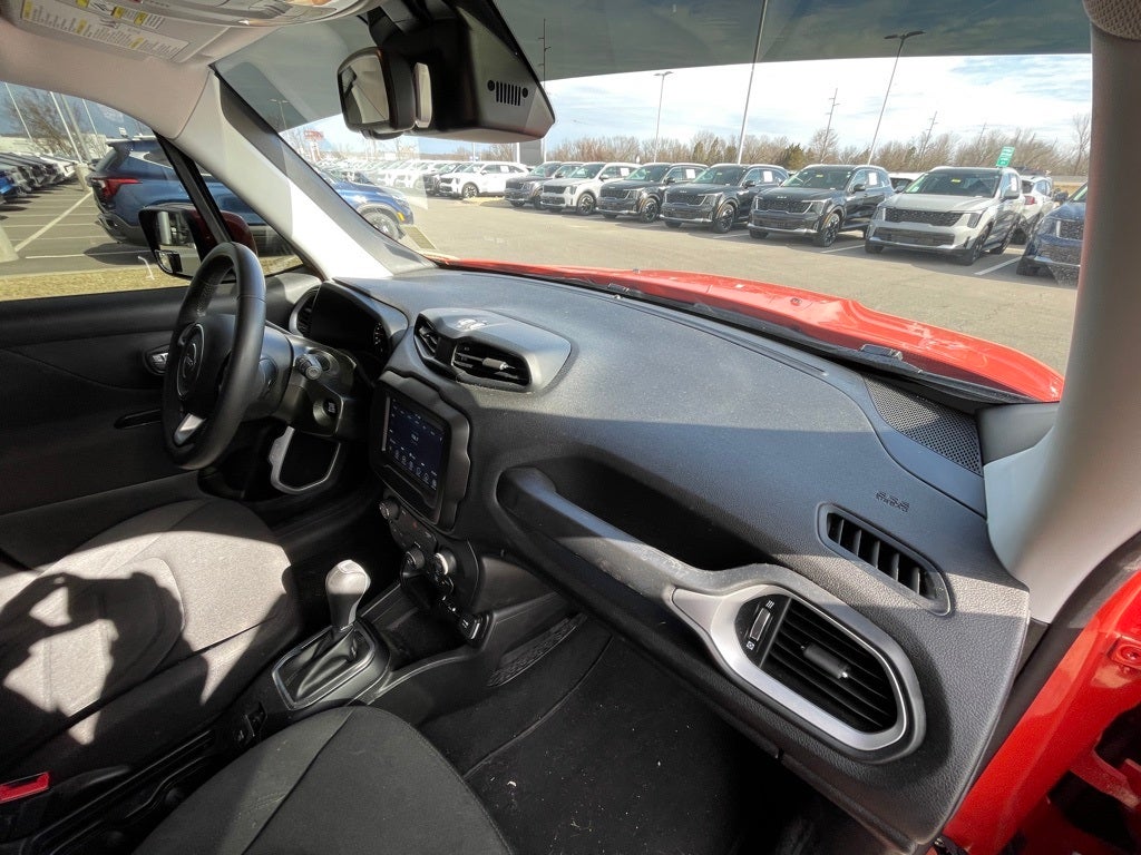 2020 Jeep Renegade Latitude LOW PAYMENTS / CLEAN CARFAX