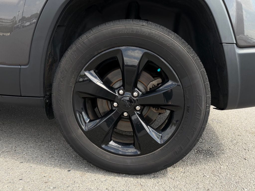 2020 Jeep Cherokee Altitude