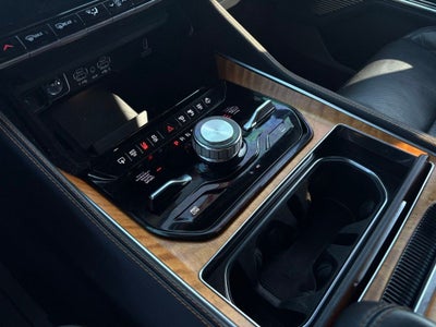 2022 Jeep Grand Wagoneer Series III