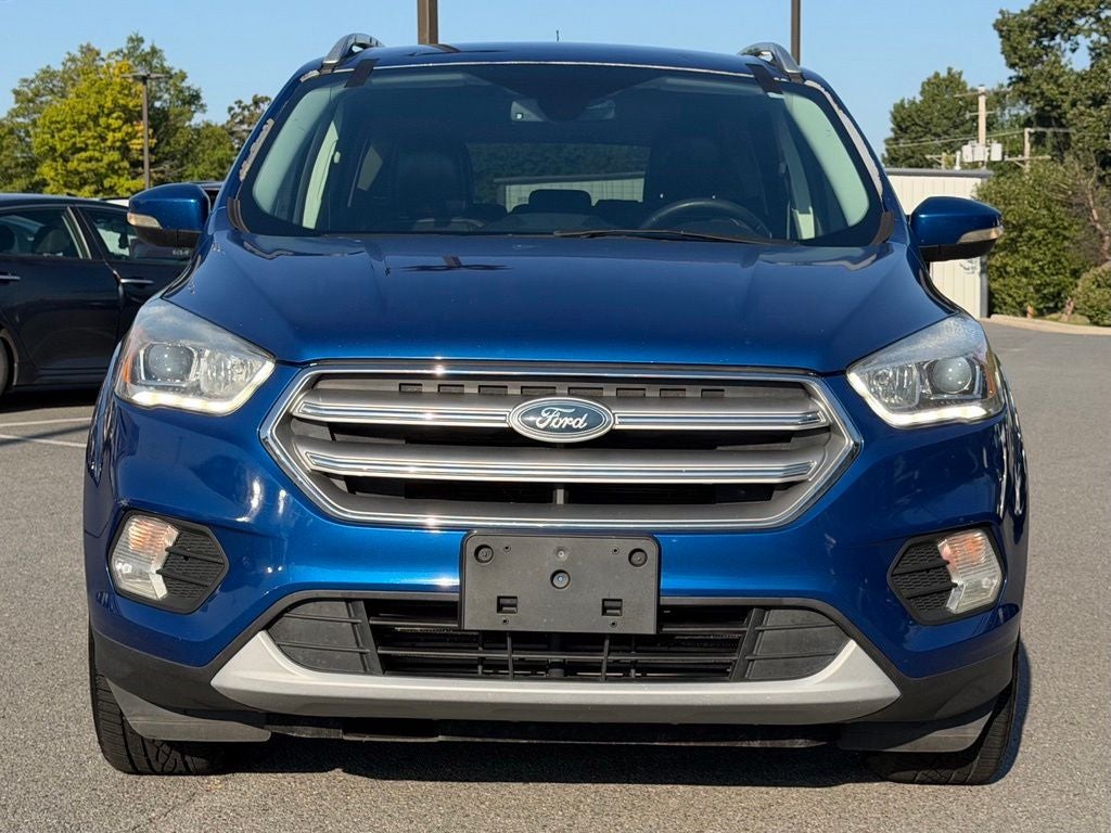 2017 Ford Escape Titanium * Low Miles/ Clean Carfax