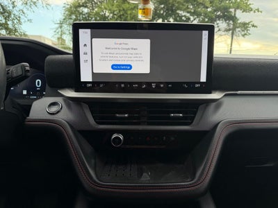 2025 Ford Explorer ST-Line *PREMIUM PACKAGE, Clean Carfax, One-Owner