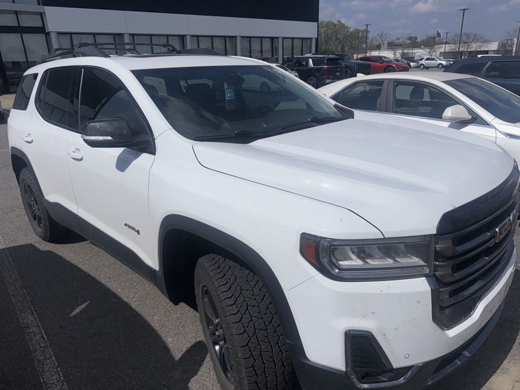 2022 GMC Acadia AT4