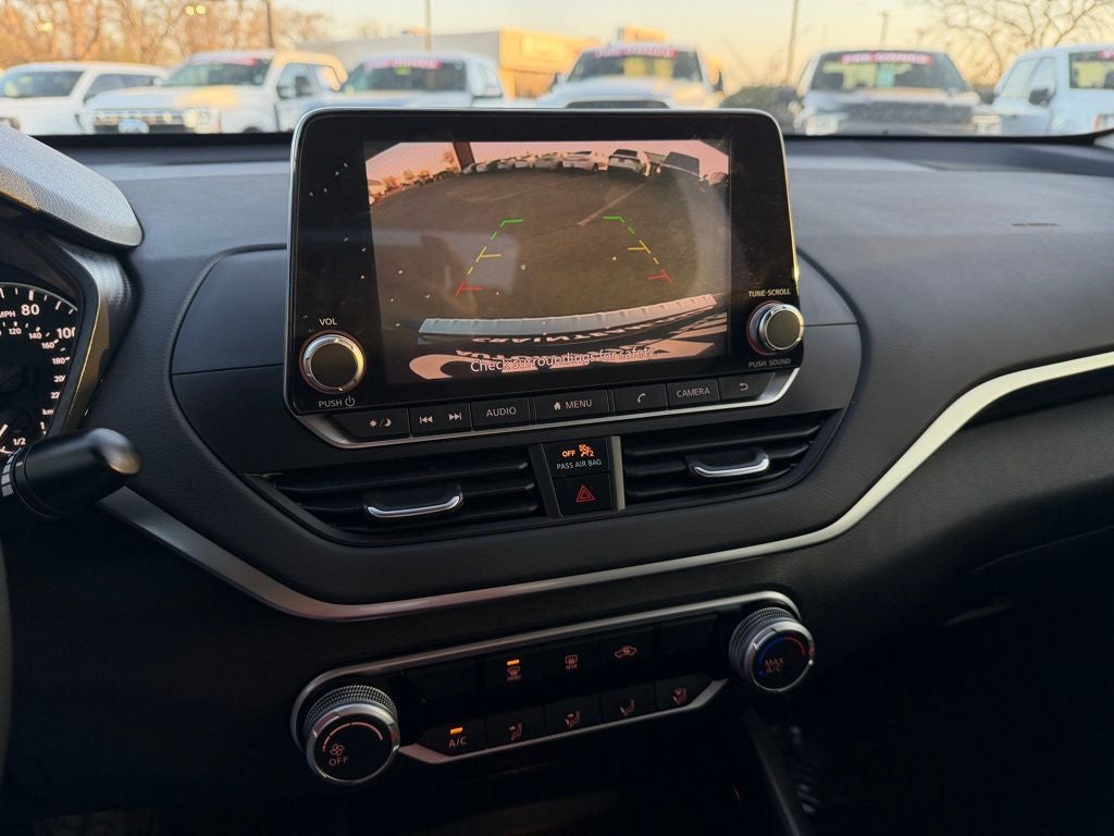 2021 Nissan Altima 2.5 SV