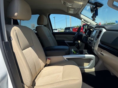 2018 Nissan Titan SV