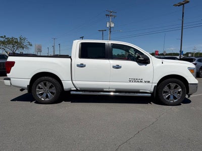 2018 Nissan Titan SV