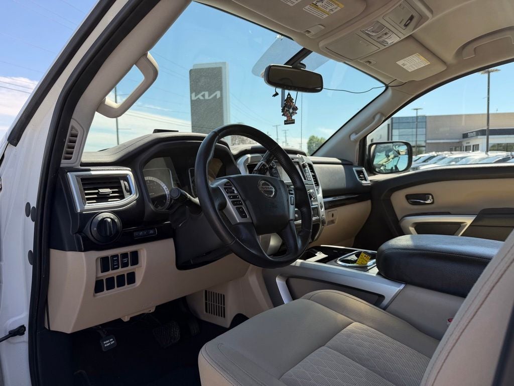 2018 Nissan Titan SV