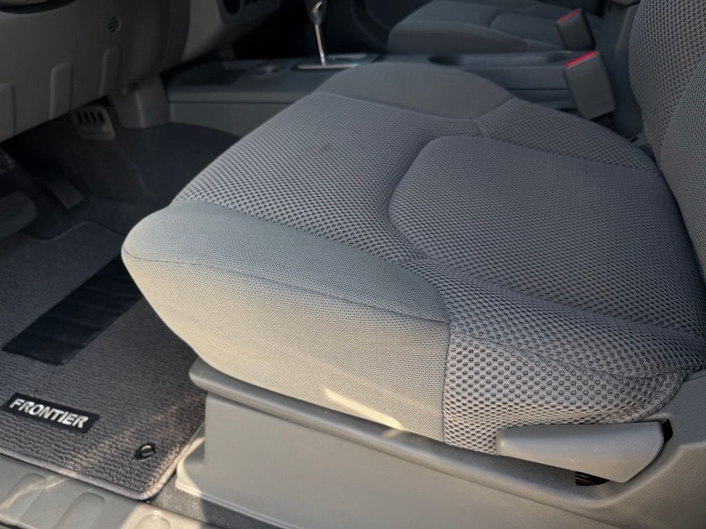 2020 Nissan Frontier SV *Value Truck Pkg/Heated Seats