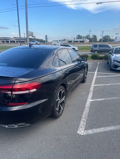 2021 Volkswagen Passat 2.0T R-Line
